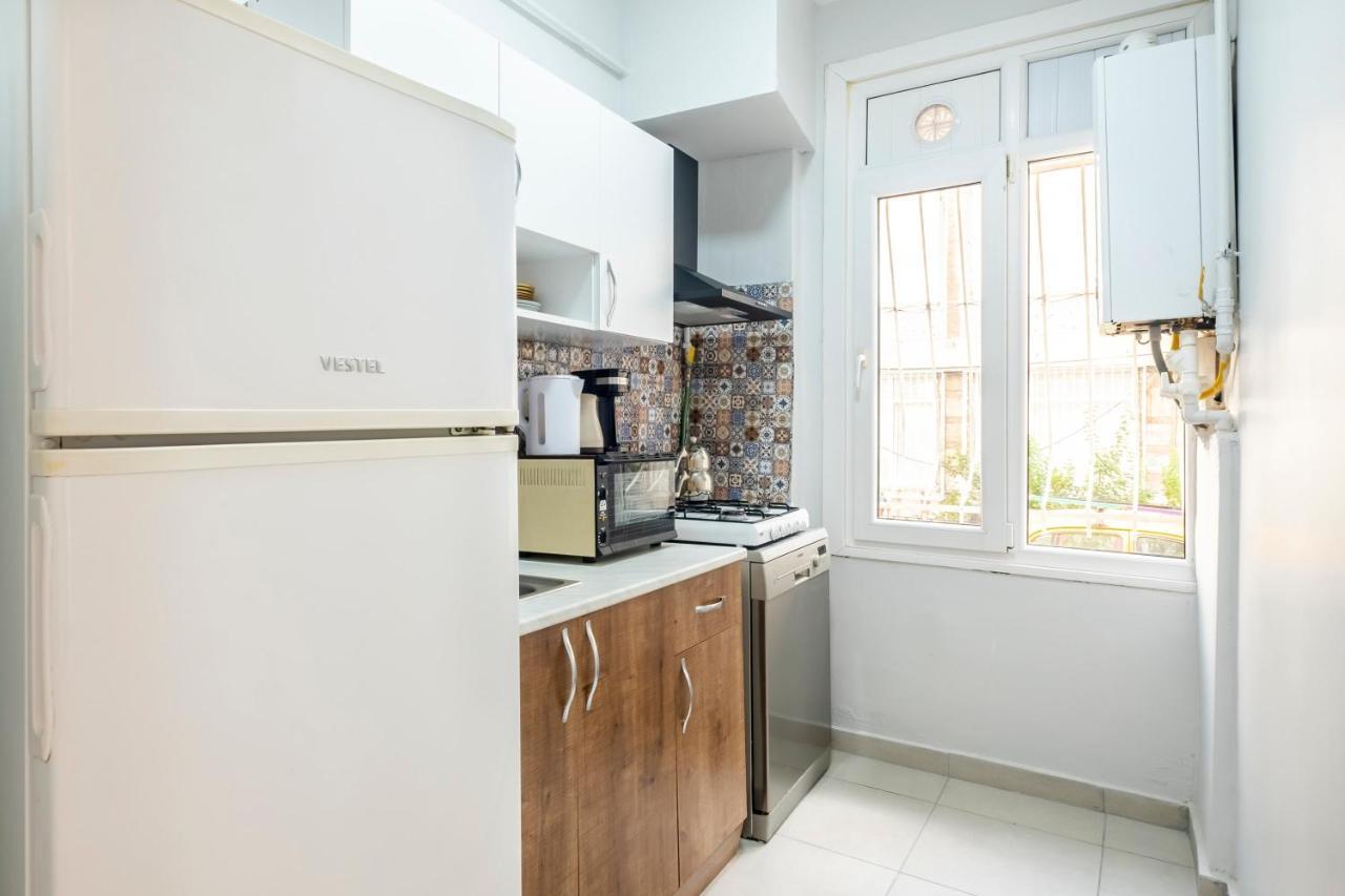 Lovely Flat Near Shore And Trendy Spots In Kadikoy Istanboel Buitenkant foto